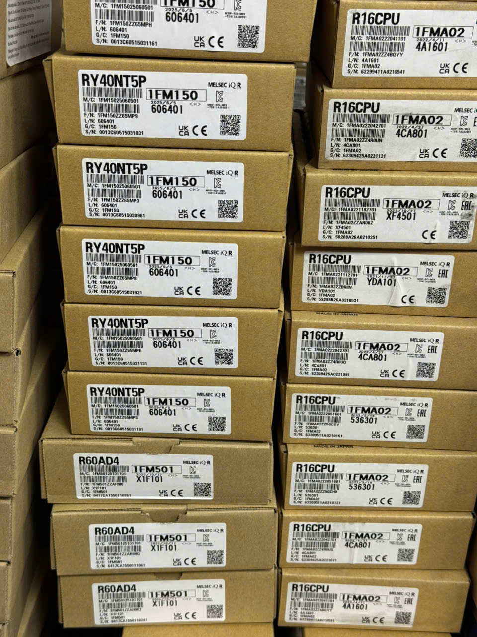 MÔ ĐUN MITSUBISHI RY40NT5P