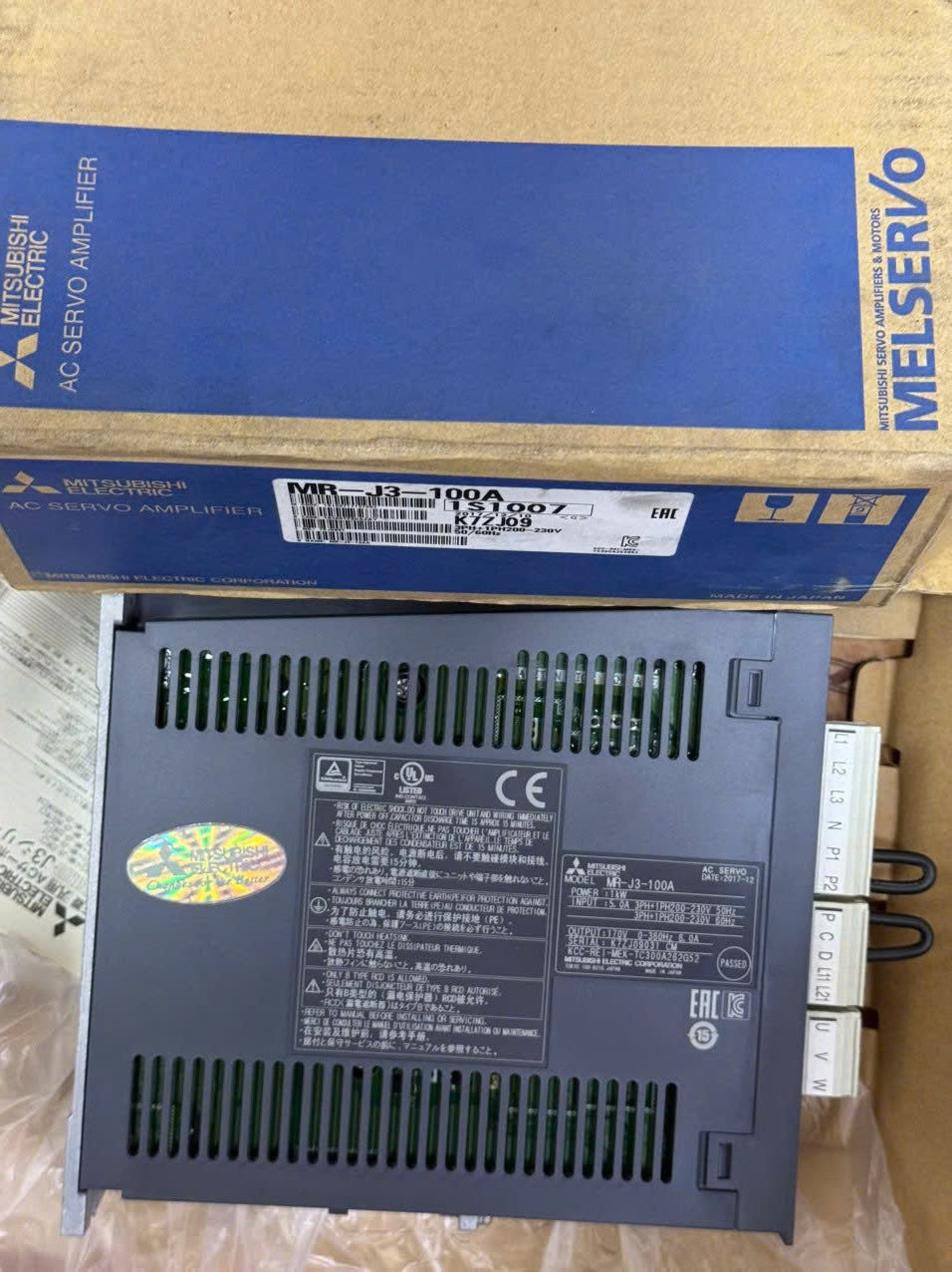 SERVO MITSUBISHI MR-J3-100A