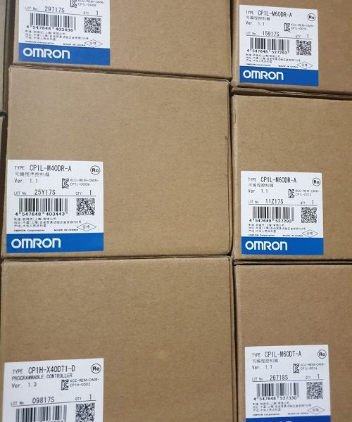 PLC Omron CP1L-L20DR-D PLC Omron CP1L-L20DR-D