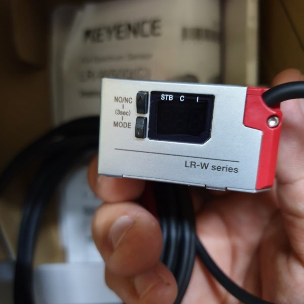 CẢM BIẾN MÀU LR-W500 CẢM BIẾN MÀU LR-W500