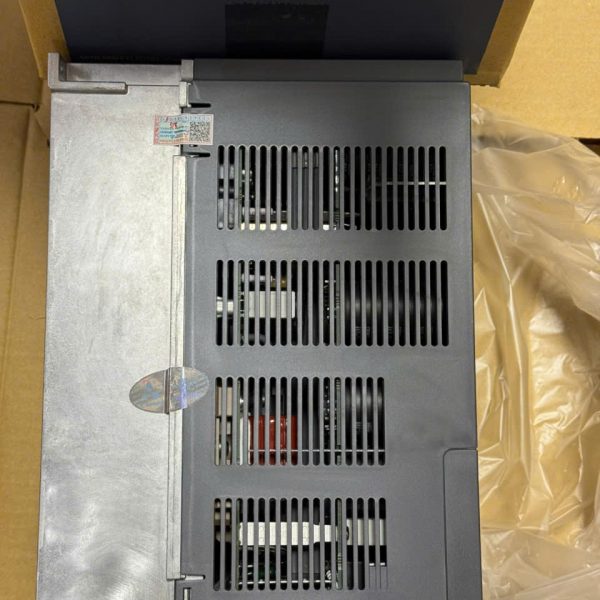 DRIVER SERVO MITSUBISHI MR-J4-700B