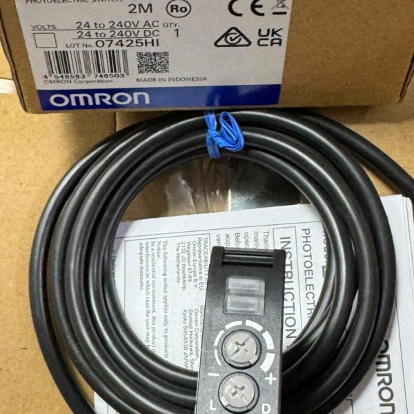 CẢM BIẾN QUANG OMRON E3JK-DR11-C 2M CẢM BIẾN QUANG OMRON E3JK-DR11-C 2M