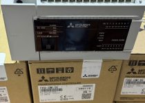 PLC MITSUBISHI FX5U-32MT/DS
