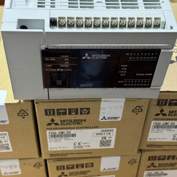 PLC MITSUBISHI FX5U-32MT/DS PLC MITSUBISHI FX5U-32MT/DS