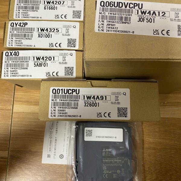MODULE MITSUBISHI Q01UCPU
