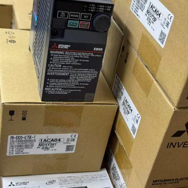 BIẾN TẦN MITSUBISHI FR-E820-0.75K-1