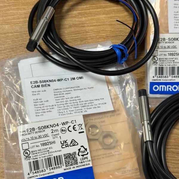 CẢM BIẾN OMRON E2B-S08KN04-WP-C1 CẢM BIẾN OMRON E2B-S08KN04-WP-C1